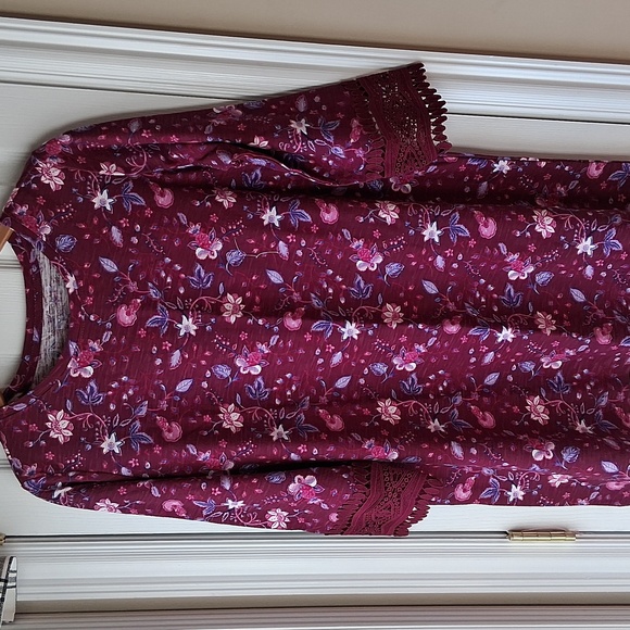 Woman Within Tops - NWOT Woman Within Tunic Burgundy Floral Tunic Length Top
